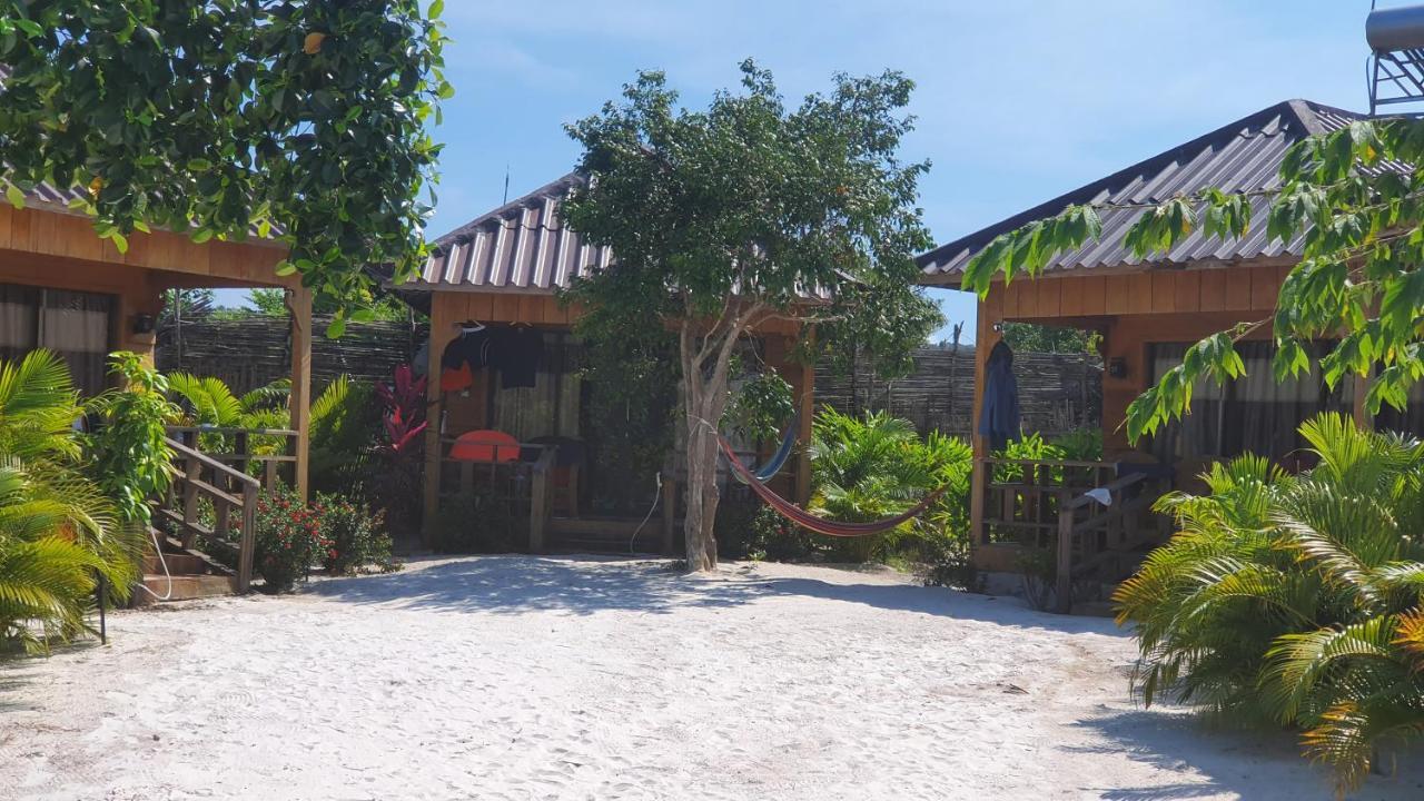 Sky Beach Resort Koh Rong Samlon Eksteriør billede